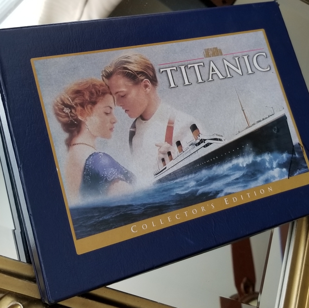 ❗Vintage TITANIC Collector's Edition Film and Memorabilia Box Set❗